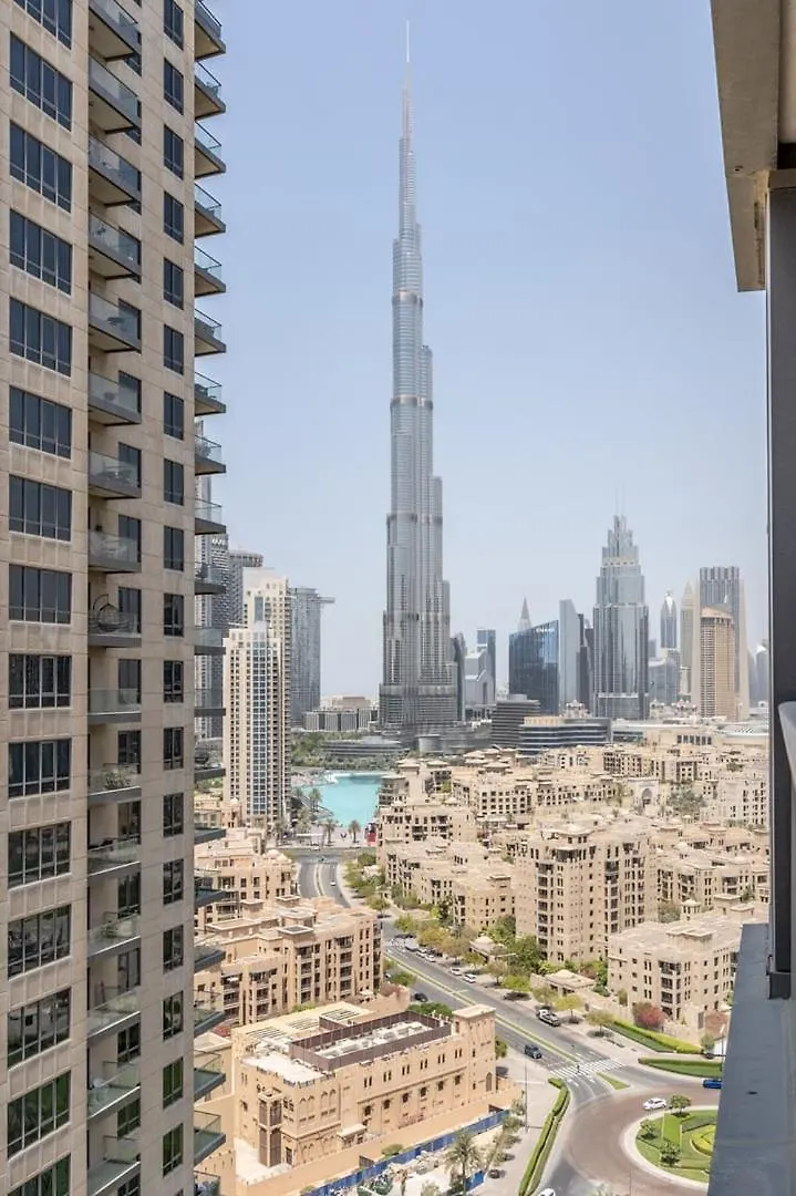 Guestready - Upscale Modern Apt In Downtown Dubai 0*,